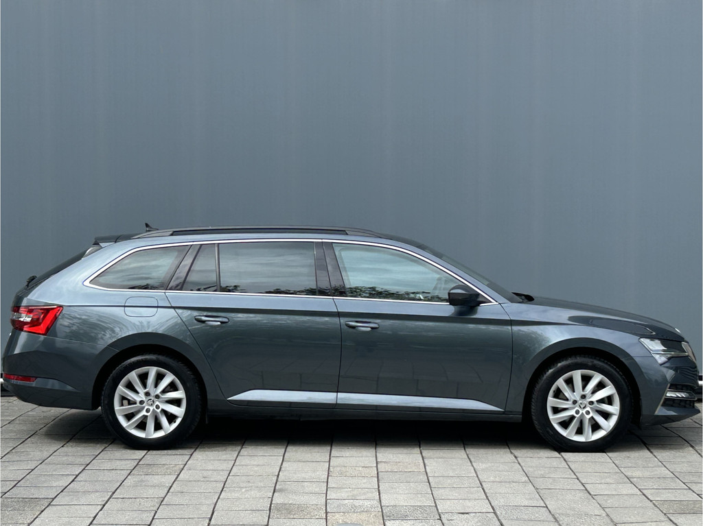 ŠKODA Superb (JZX96S) met abonnement