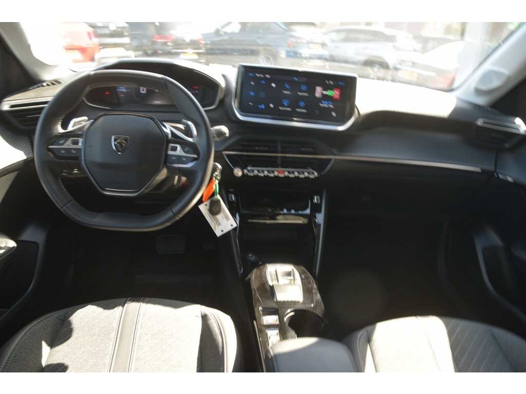 Peugeot 208 (KGL88N) met abonnement
