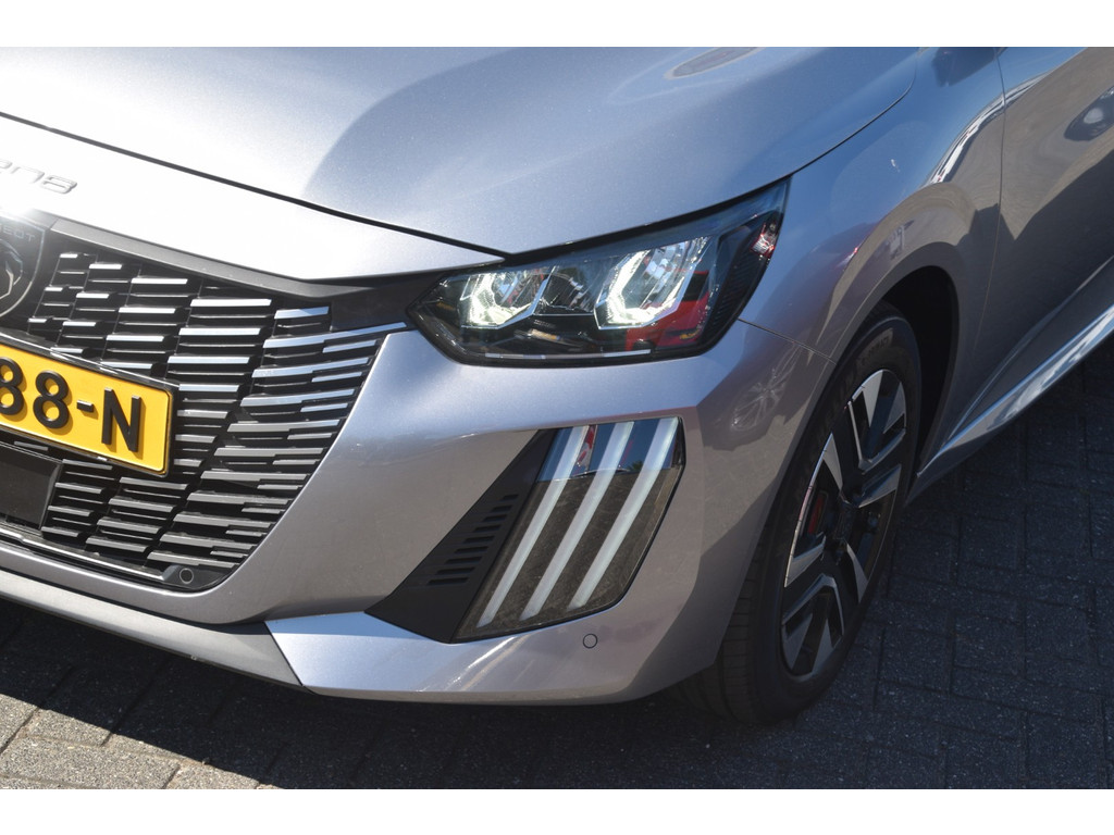 Peugeot 208 (KGL88N) met abonnement