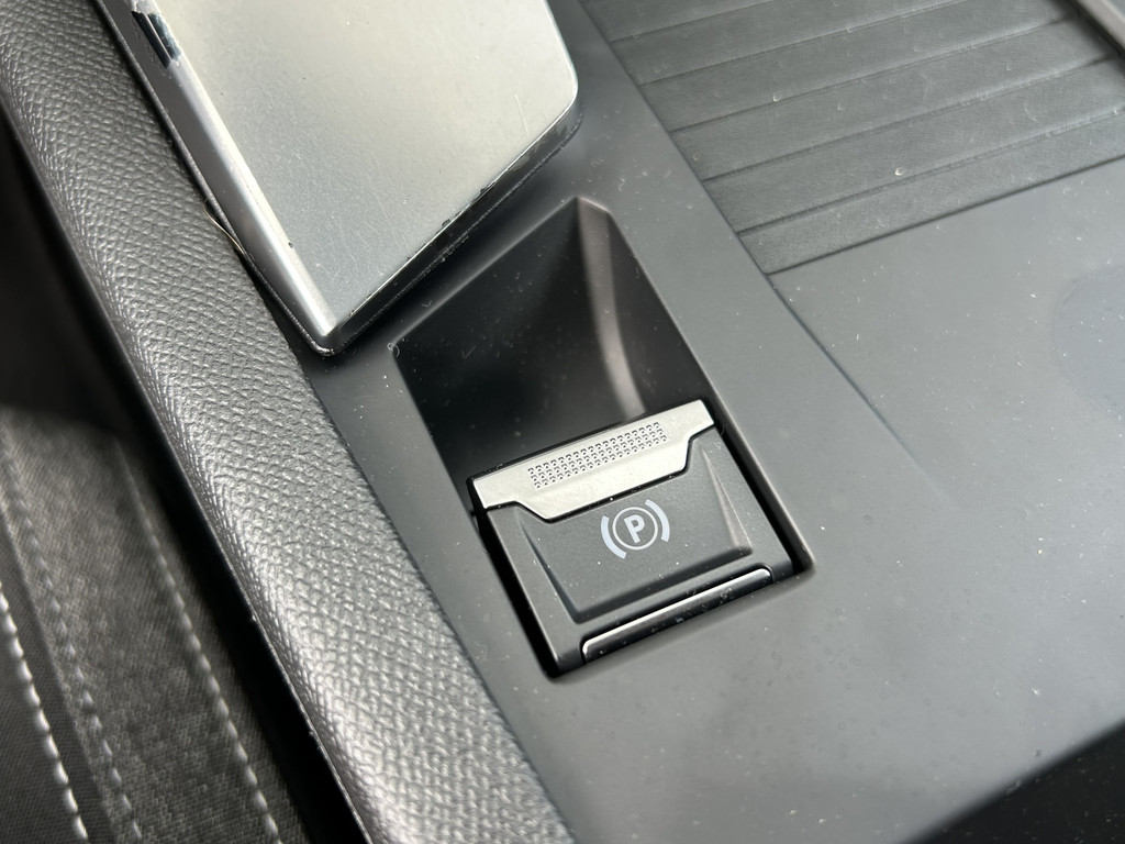 Peugeot 308 (S048VT) met abonnement