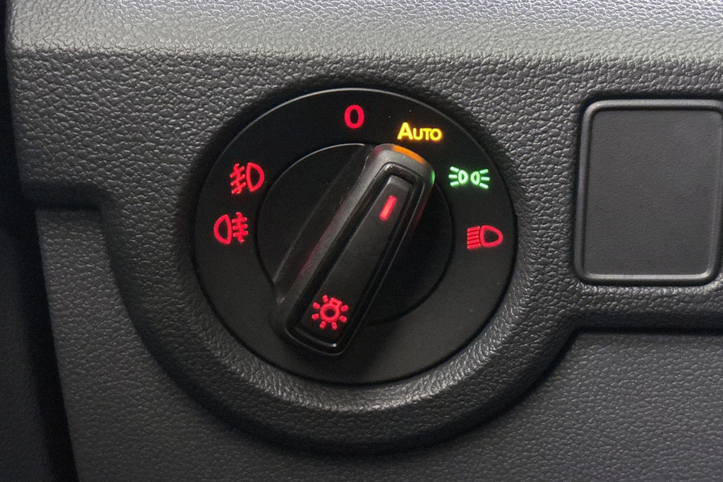 Volkswagen T-Cross (H765PN) met abonnement