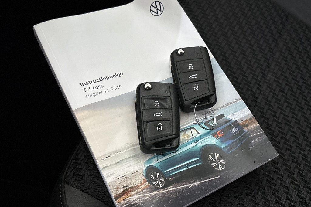 Volkswagen T-Cross (H765PN) met abonnement