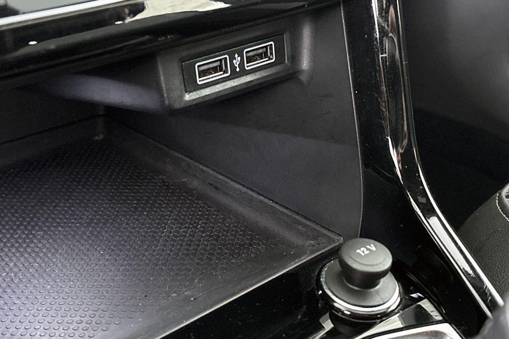 Volkswagen T-Cross (H765PN) met abonnement