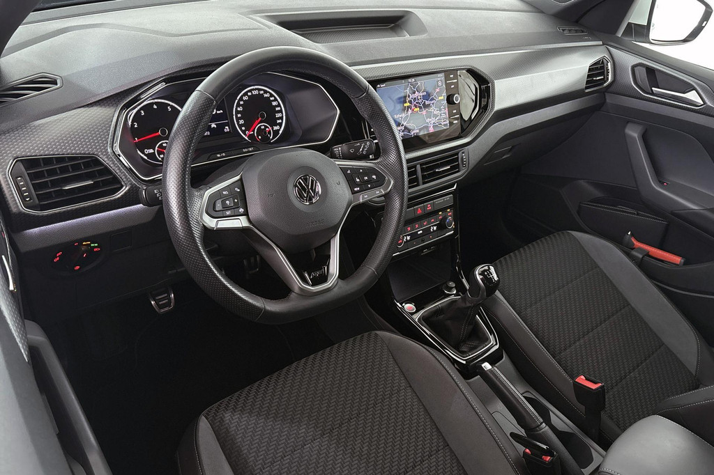 Volkswagen T-Cross (H765PN) met abonnement