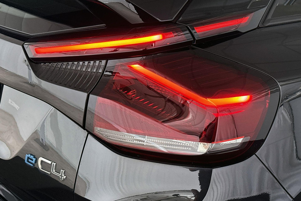 Citroën Ë-C4 (KFN97G) met abonnement