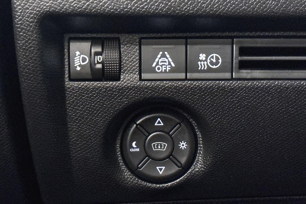 Citroën Ë-C4 (KFN97G) met abonnement