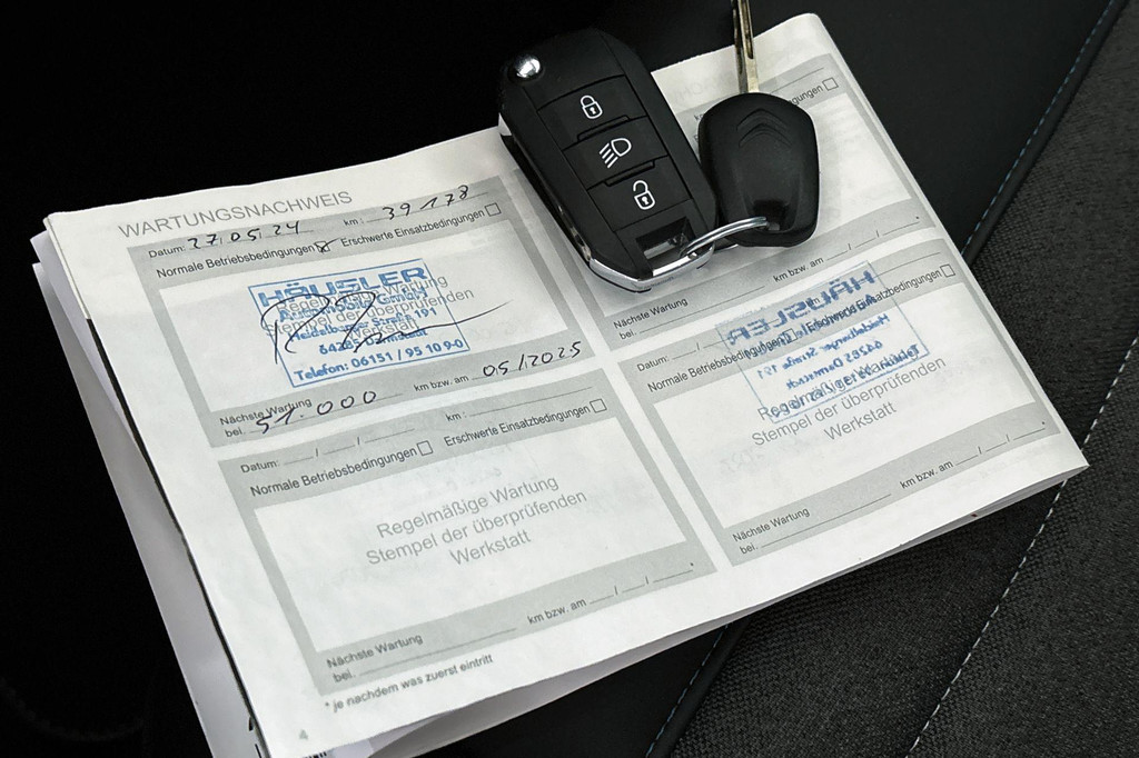 Citroën Ë-C4 (KFN97G) met abonnement