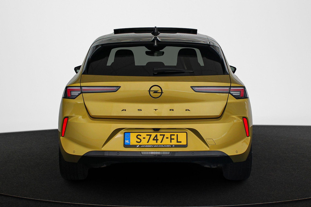 Opel Astra (S747FL) met abonnement
