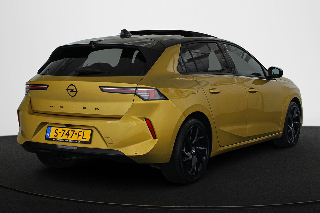 Opel Astra (S747FL) met abonnement