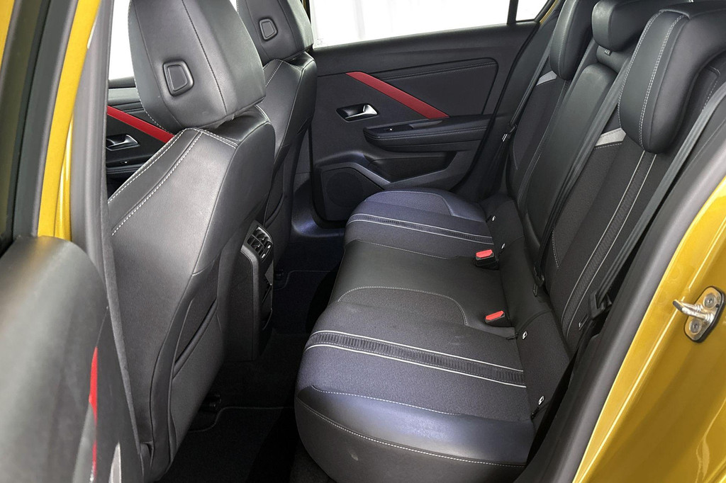 Opel Astra (S747FL) met abonnement