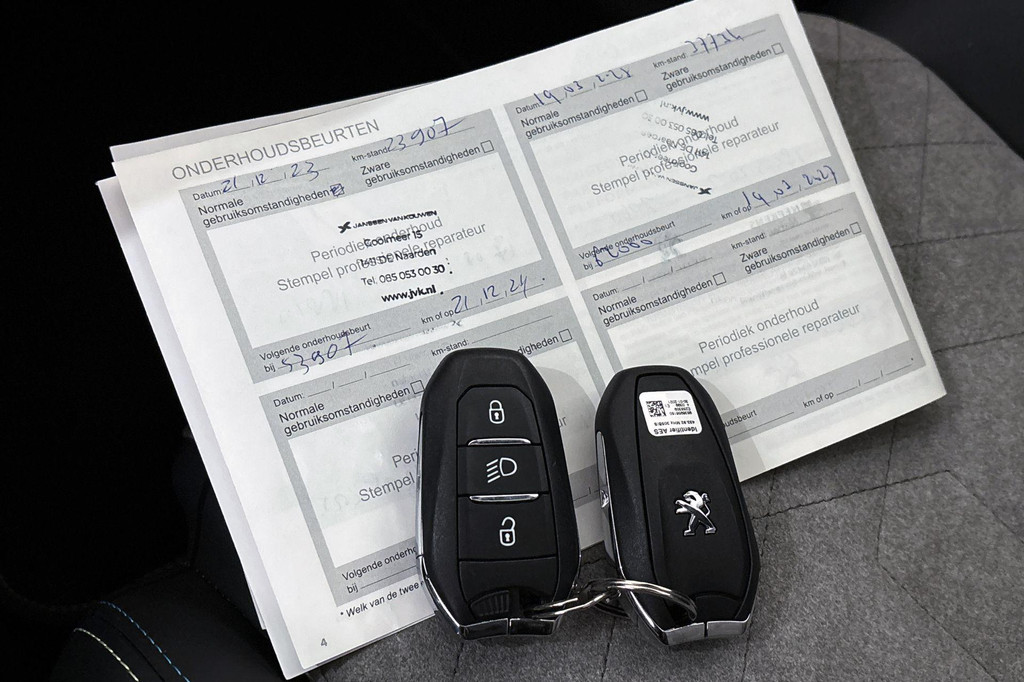 Peugeot e-208 (L306GJ) met abonnement