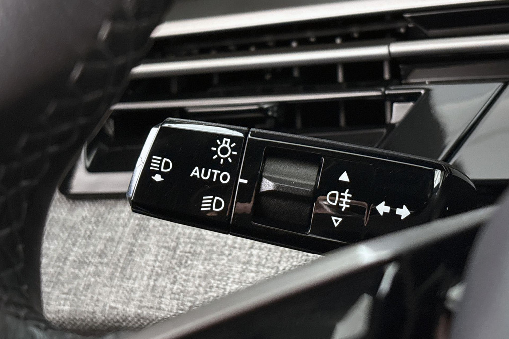Peugeot 3008 (KFP38V) met abonnement