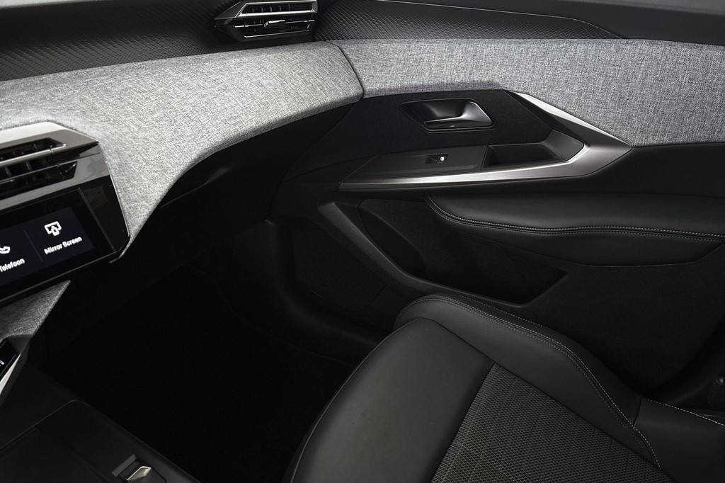 Peugeot 3008 (KFP38V) met abonnement