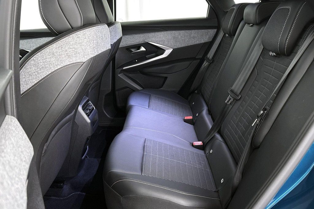 Peugeot 3008 (KFP38V) met abonnement