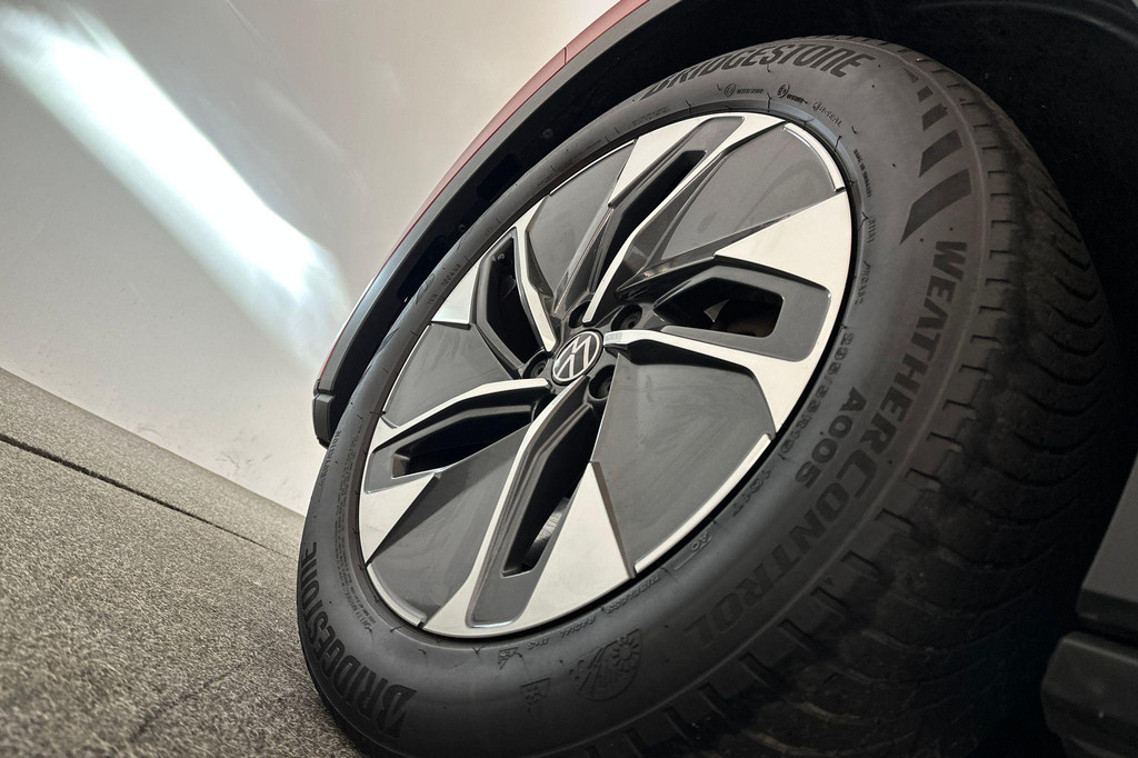 Volkswagen ID.5 (KHF82H) met abonnement