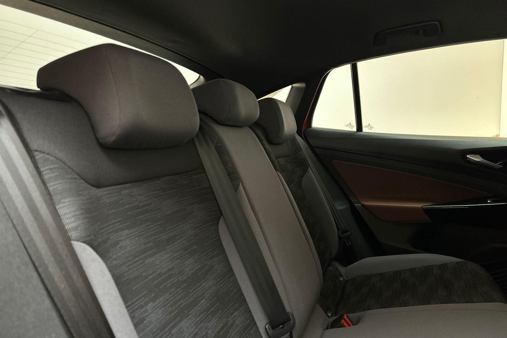 Volkswagen ID.5 (KHF82H) met abonnement