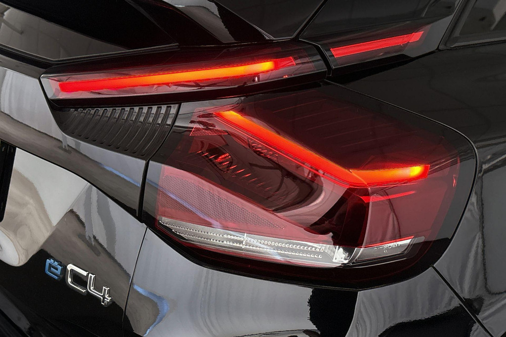 Citroën Ë-C4 (P184SG) met abonnement