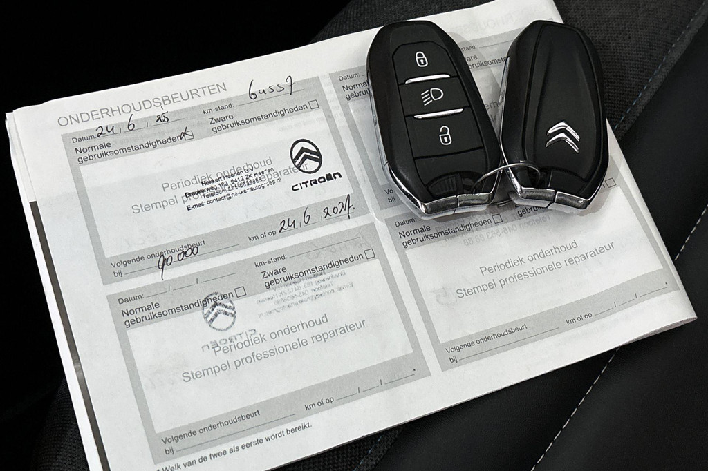 Citroën Ë-C4 (P184SG) met abonnement