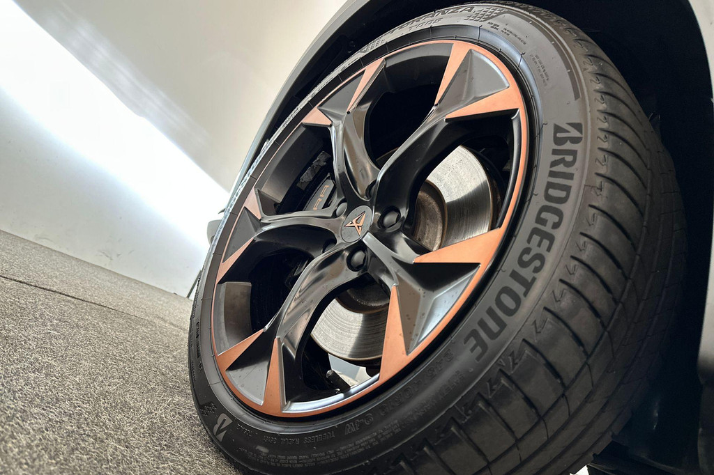 CUPRA Formentor (KGP26X) met abonnement