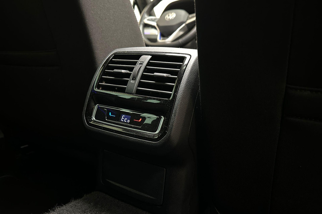 Volkswagen Passat (KGP25X) met abonnement