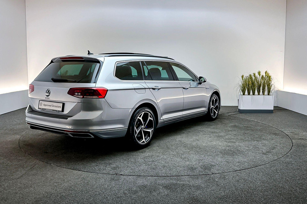 Volkswagen Passat (KGP25X) met abonnement