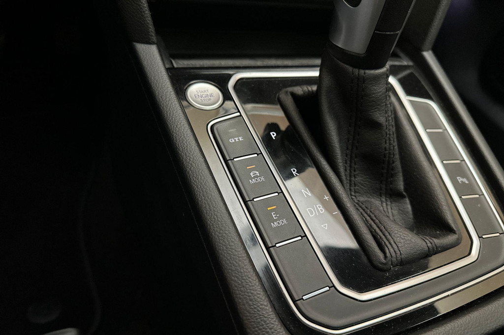 Volkswagen Passat (KGP25X) met abonnement