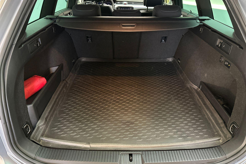 Volkswagen Passat (KGP25X) met abonnement