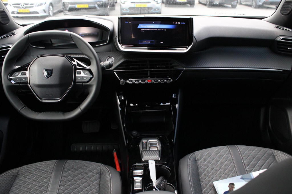 Peugeot e-2008 (HLR76V) met abonnement