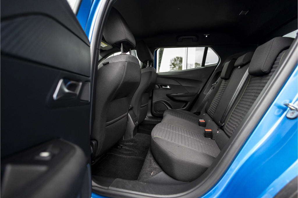 Peugeot e-2008 (X039RP) met abonnement