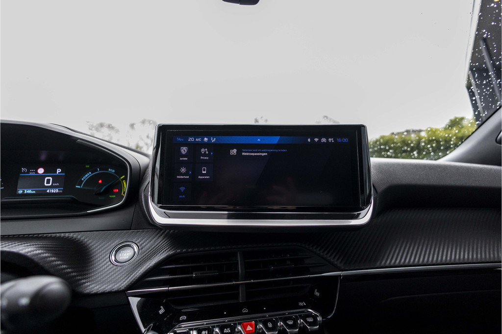 Peugeot e-2008 (X039RP) met abonnement
