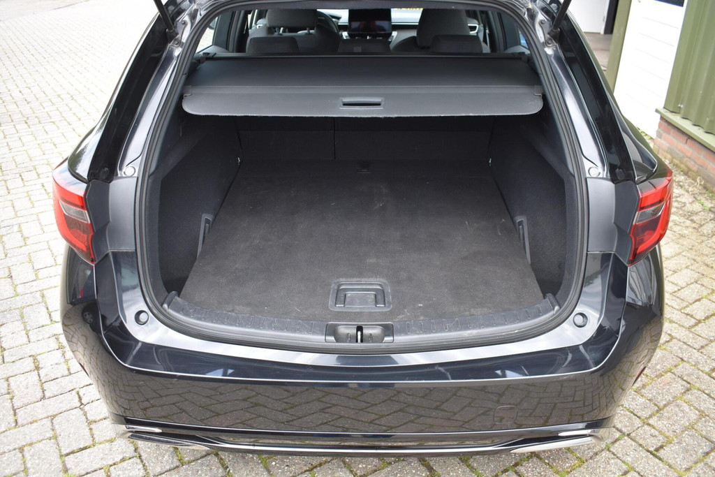 Toyota Corolla Touring Sports (X652VV) met abonnement