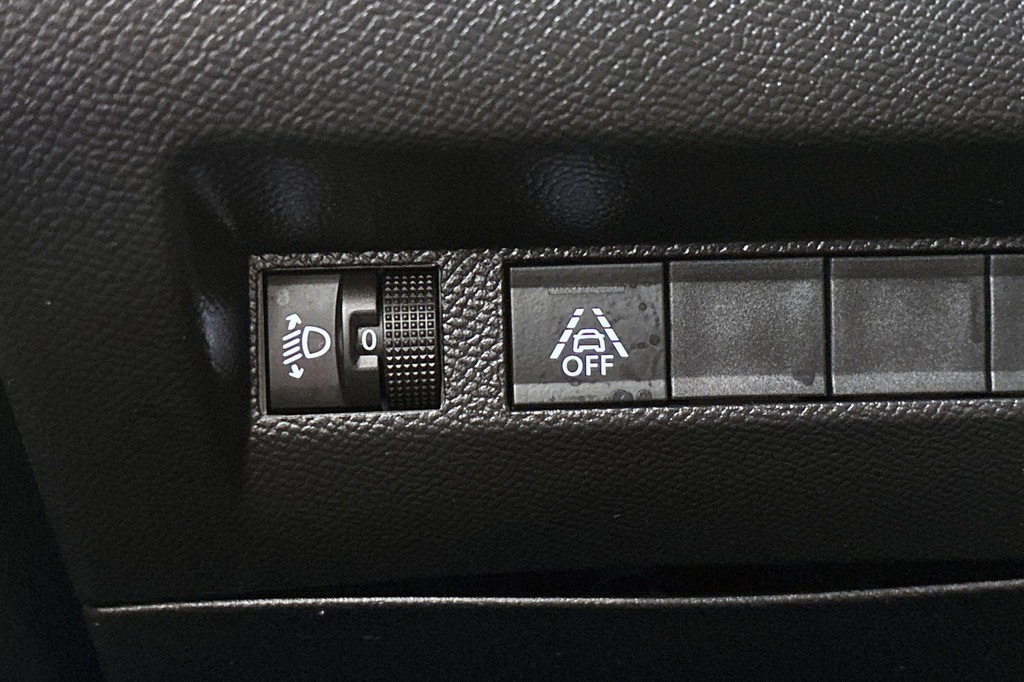 Peugeot e-208 (T495PB) met abonnement