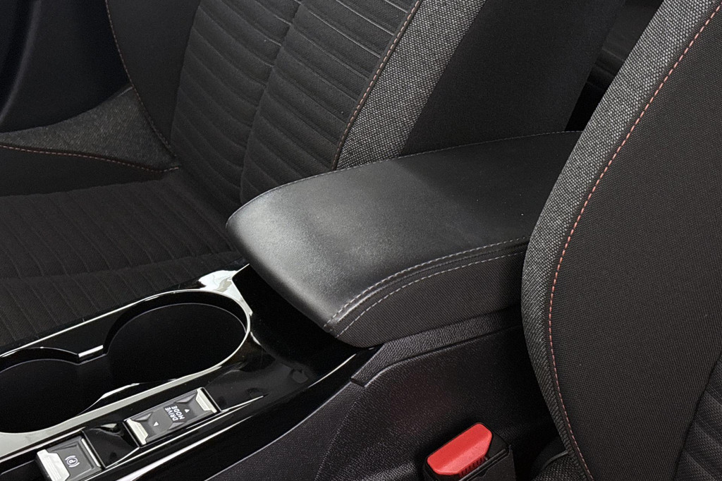 Peugeot e-208 (T495PB) met abonnement