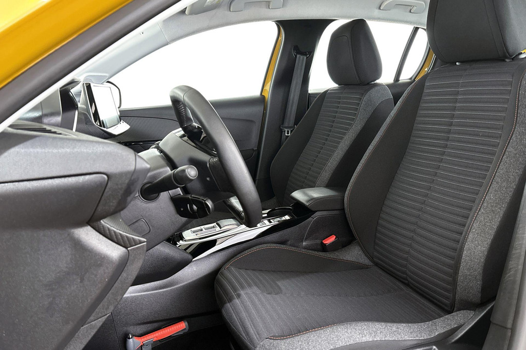 Peugeot e-208 (T495PB) met abonnement