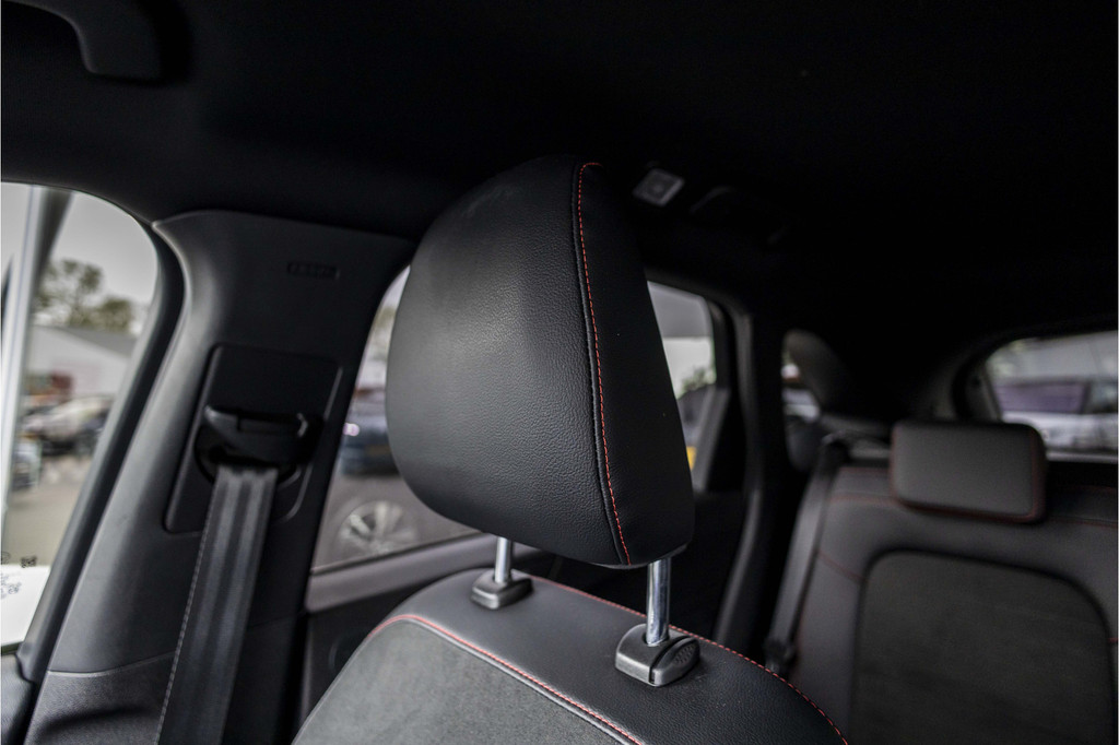 Ford Kuga (P786LG) met abonnement