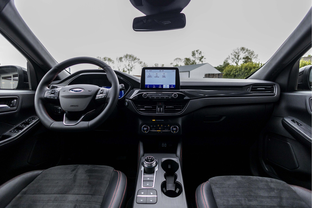 Ford Kuga (P786LG) met abonnement