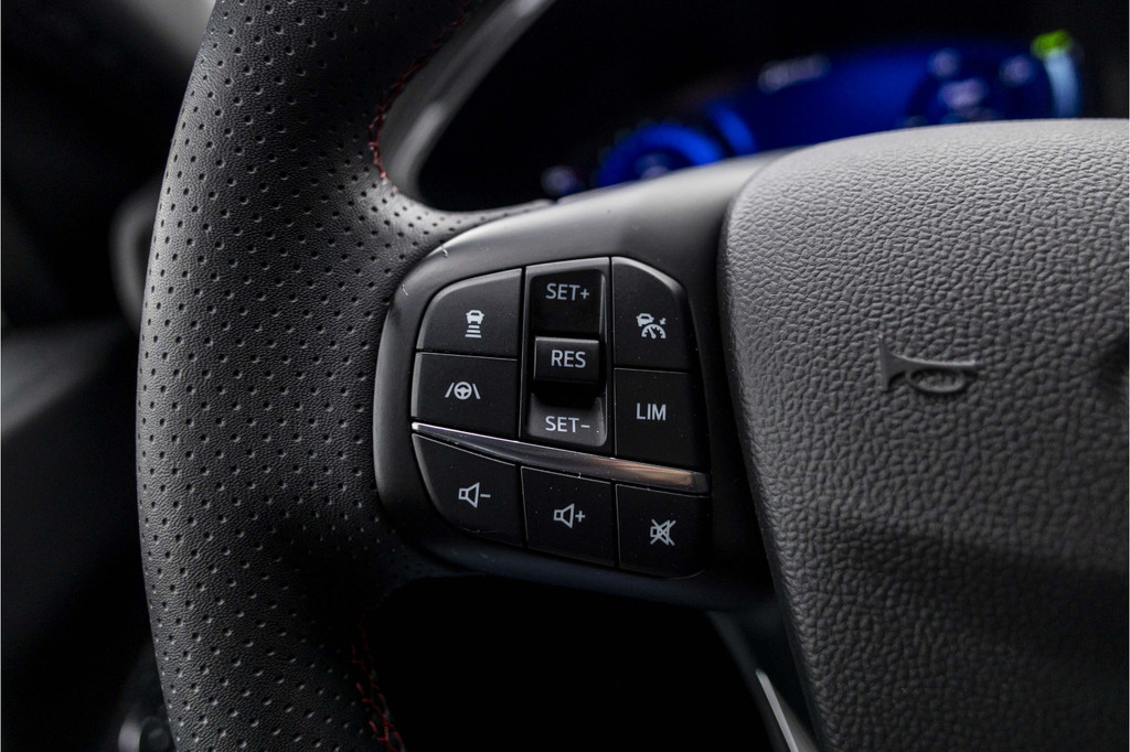 Ford Kuga (P786LG) met abonnement