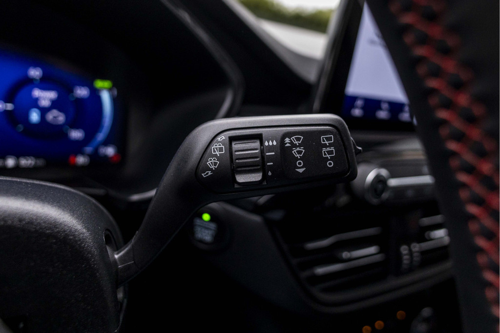 Ford Kuga (P786LG) met abonnement