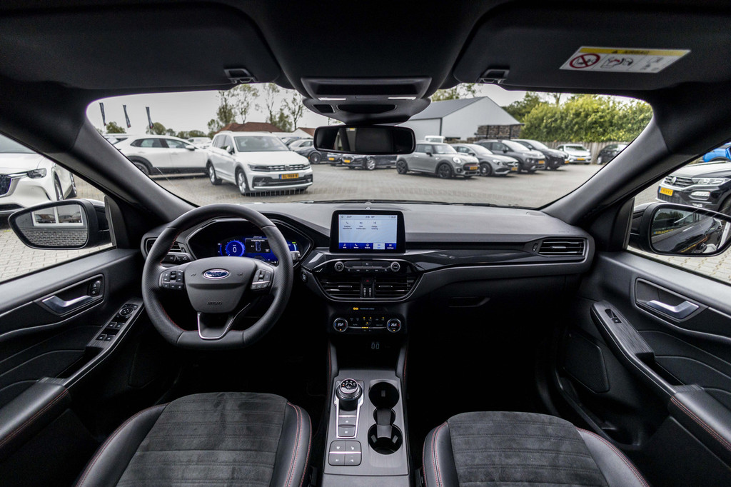 Ford Kuga (P786LG) met abonnement