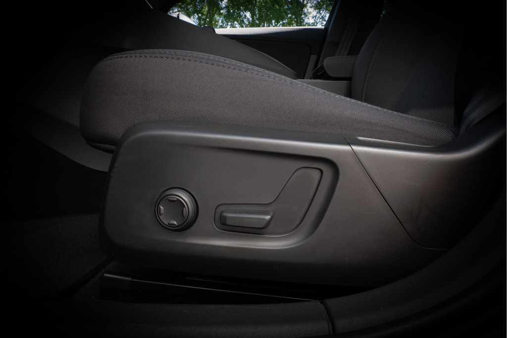 Polestar 2 (T292GR) met abonnement