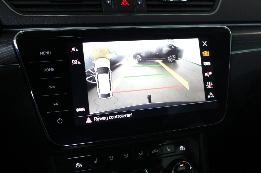 ŠKODA Superb (P416BP) met abonnement