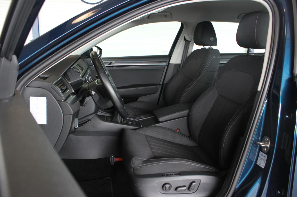 ŠKODA Superb (P416BP) met abonnement