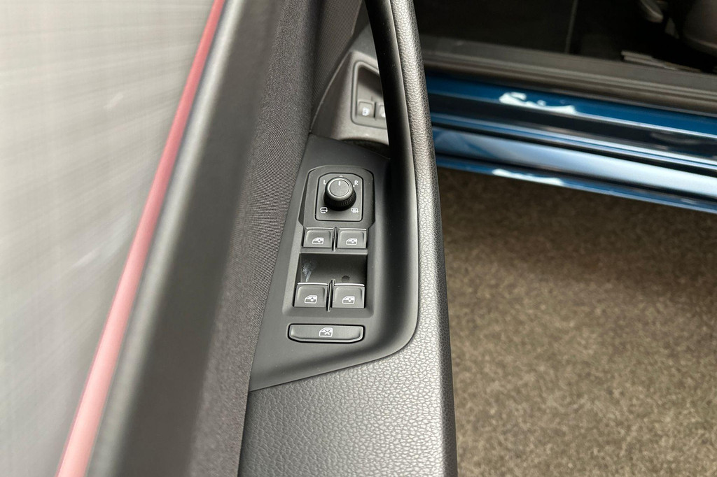 Volkswagen Passat (KHG28Z) met abonnement