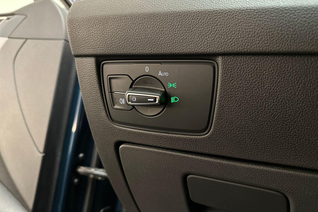 Volkswagen Passat (KHG28Z) met abonnement