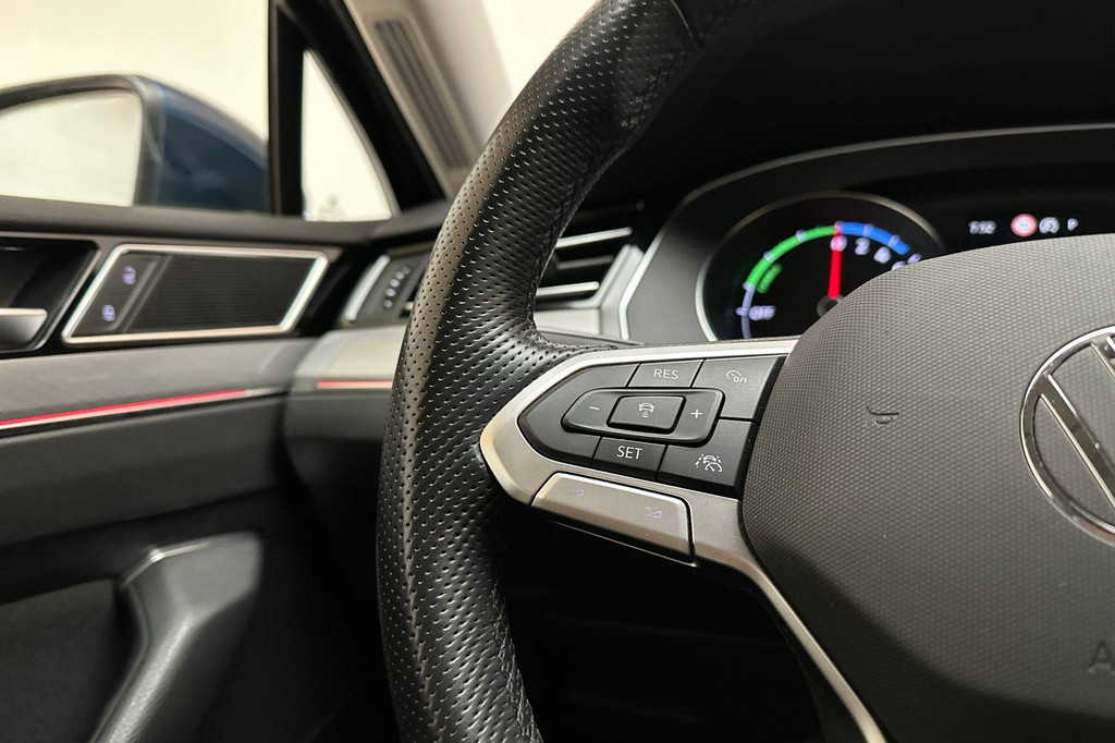 Volkswagen Passat (KHG28Z) met abonnement