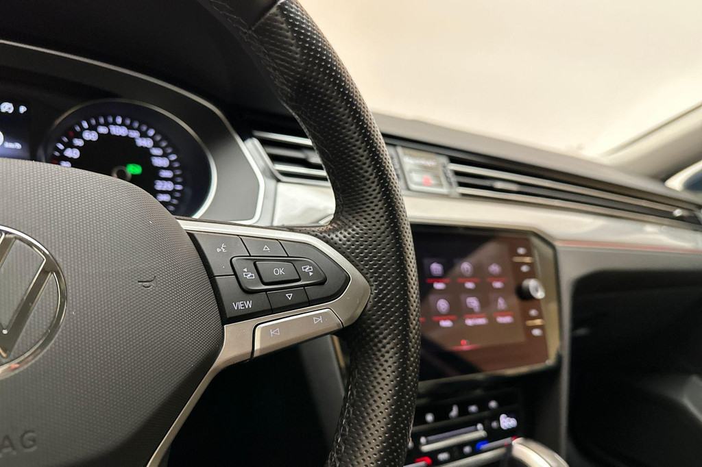 Volkswagen Passat (KHG28Z) met abonnement