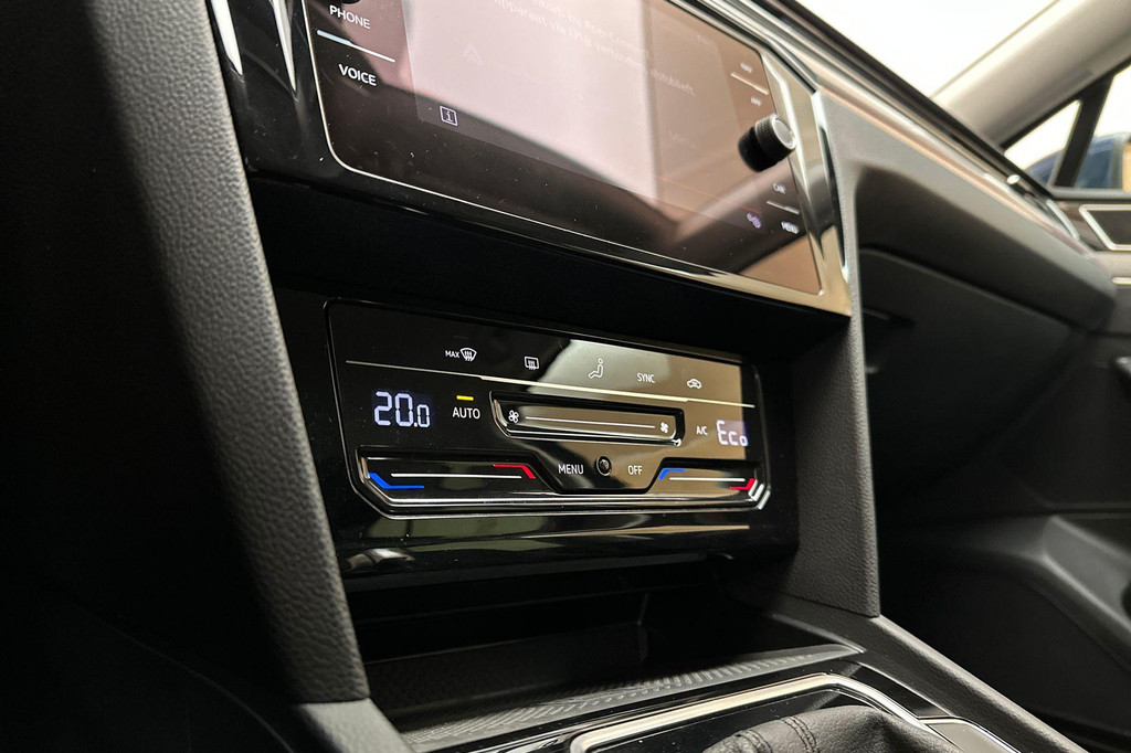 Volkswagen Passat (KHG28Z) met abonnement