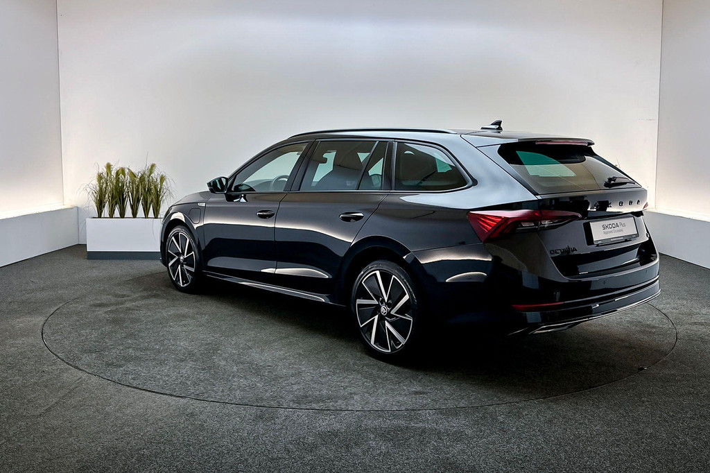 ŠKODA Octavia (KHF38R) met abonnement