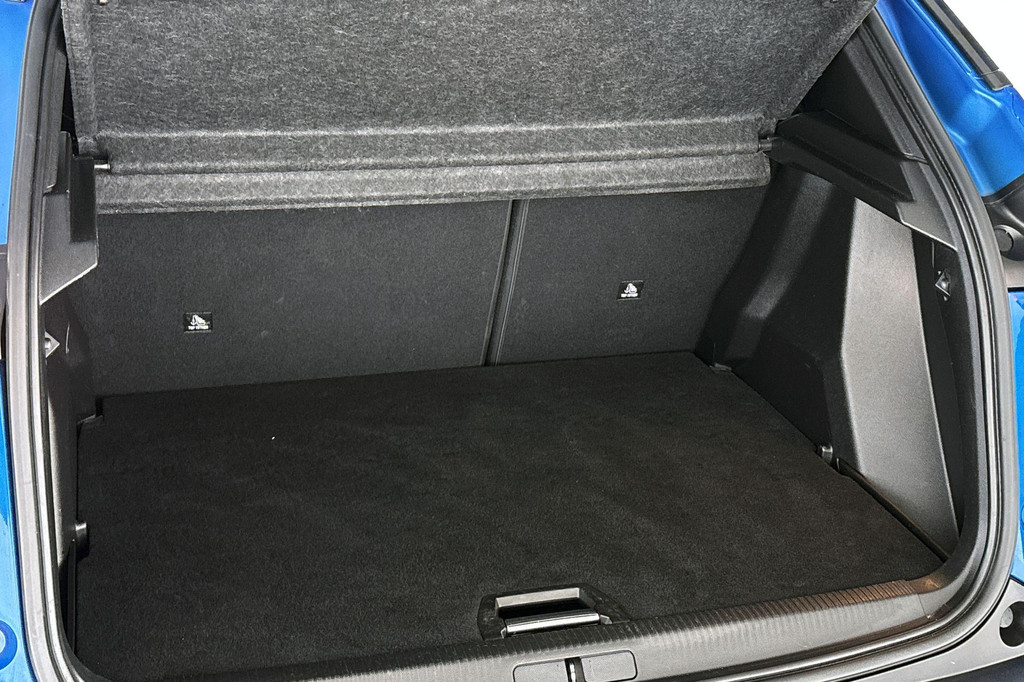 Peugeot e-2008 (X883SP) met abonnement