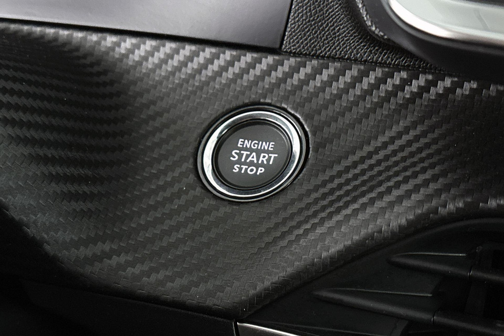 Peugeot e-2008 (X883SP) met abonnement
